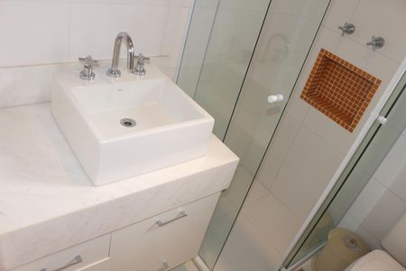 Apartamento para alugar com 133m², 3 quartos e 3 vagasBanheiro da Suíte 2
