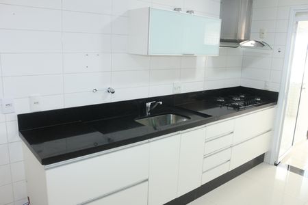 Apartamento para alugar com 133m², 3 quartos e 3 vagasCozinha