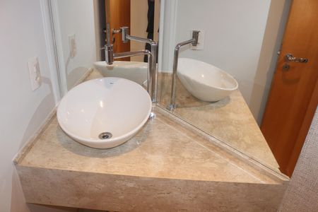 Apartamento para alugar com 133m², 3 quartos e 3 vagasLavabo
