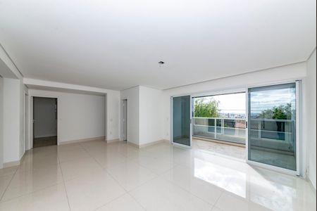 Apartamento à venda com 325m², 3 quartos e 4 vagasSala