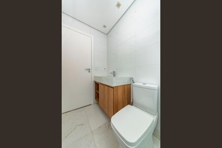 Apartamento à venda com 325m², 3 quartos e 4 vagasBanheiro da Suíte 2