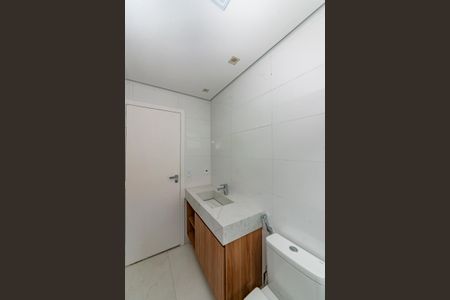 Apartamento à venda com 325m², 3 quartos e 4 vagasBanheiro da Suíte 2