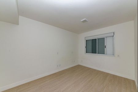 Apartamento à venda com 325m², 3 quartos e 4 vagasSuíte 2