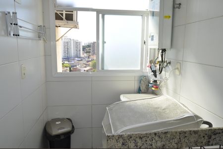 Apartamento à venda com 70m², 3 quartos e 1 vagaÁrea de Serviço