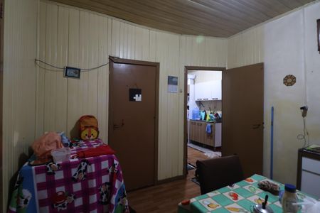 Sala de Jantar de casa à venda com 2 quartos, 160m² em Niterói, Canoas