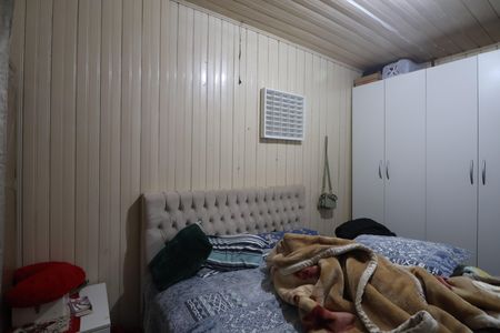 Quarto 1 de casa à venda com 2 quartos, 160m² em Niterói, Canoas
