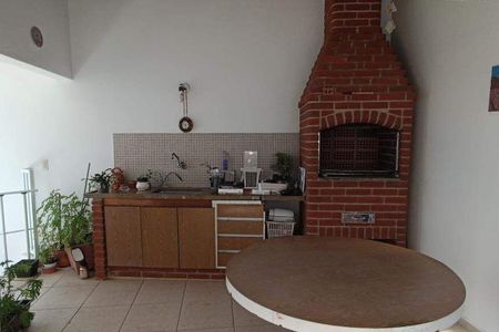 Casa à venda com 254m², 3 quartos e 2 vagas