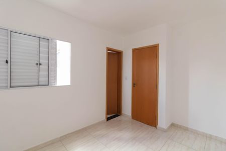 Casa de condomínio para alugar com 68m², 2 quartos e 2 vagas Casa de condomínio para alugar com 68m², 2 quartos e 2 vagasSuíte 2