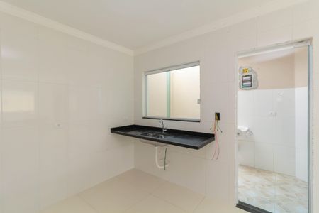 Casa de condomínio para alugar com 68m², 2 quartos e 2 vagas Casa de condomínio para alugar com 68m², 2 quartos e 2 vagasCozinha