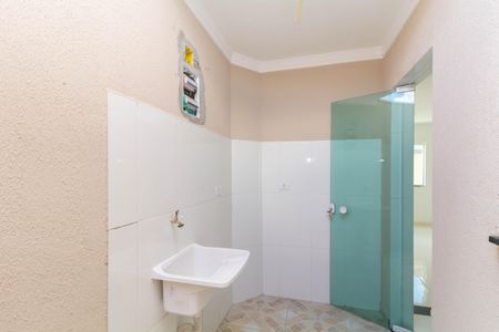 Casa de condomínio para alugar com 68m², 2 quartos e 2 vagas Casa de condomínio para alugar com 68m², 2 quartos e 2 vagasÁrea de Serviço