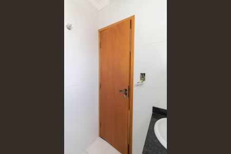 Casa de condomínio para alugar com 68m², 2 quartos e 2 vagas Casa de condomínio para alugar com 68m², 2 quartos e 2 vagasBanheiro da Suíte 2