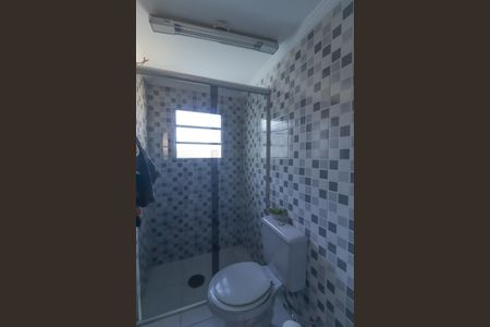 Casa à venda com 298m², 4 quartos e 2 vagasBanheiro de Serviço