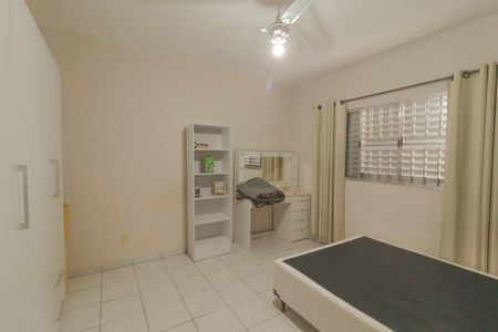 Casa à venda com 298m², 4 quartos e 2 vagasEdícula