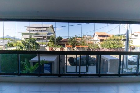 Apartamento para alugar com 100m², 2 quartos e 1 vaga Apartamento para alugar com 100m², 2 quartos e 1 vagaVista da Suíte 1