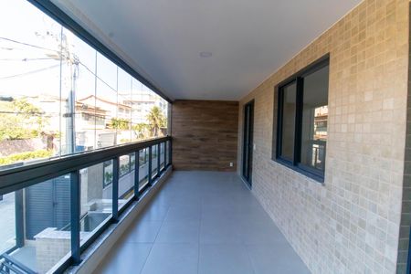 Apartamento para alugar com 100m², 2 quartos e 1 vaga Apartamento para alugar com 100m², 2 quartos e 1 vagaVaranda da Sala