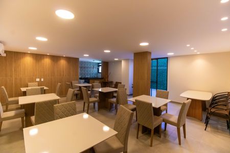 Apartamento para alugar com 100m², 2 quartos e 1 vaga Apartamento para alugar com 100m², 2 quartos e 1 vagaÁrea comum