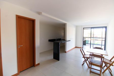 Apartamento para alugar com 100m², 2 quartos e 1 vaga Apartamento para alugar com 100m², 2 quartos e 1 vagaSala