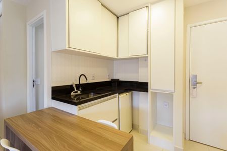 Studio para alugar com 34m², 1 quarto e 1 vaga Studio para alugar com 34m², 1 quarto e 1 vagaCozinha
