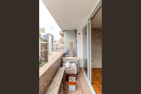 Apartamento à venda com 90m², 2 quartos e 1 vagaVaranda