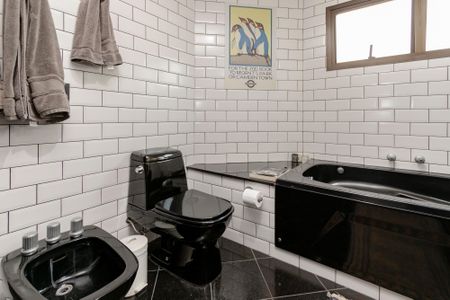 Apartamento à venda com 140m², 3 quartos e 2 vagasBanheiro da Suíte