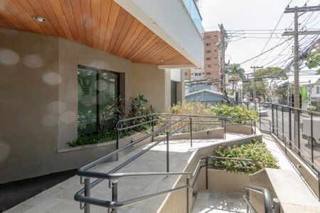 Apartamento à venda com 140m², 3 quartos e 2 vagasÁrea comum - Entrada