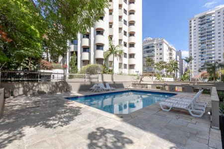 Apartamento à venda com 140m², 3 quartos e 2 vagasÁrea comum - Piscina