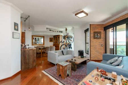 Apartamento à venda com 140m², 3 quartos e 2 vagasSala