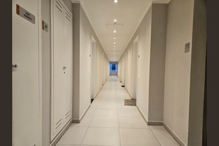 Apartamento à venda com 30m², 1 quarto e sem vaga Apartamento à venda com 30m², 1 quarto e sem vagaHall social