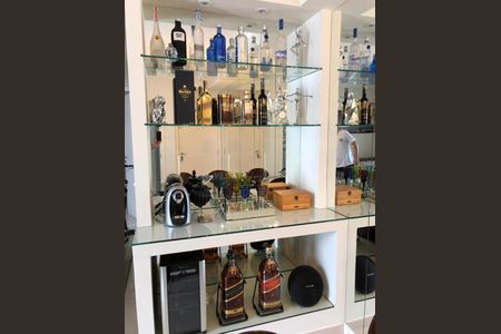 Apartamento à venda com 63m², 2 quartos e 1 vagaFoto 02