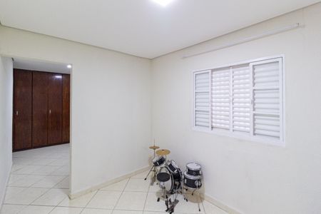 Casa à venda com 247m², 3 quartos e 2 vagasQuarto de serviço