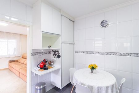 Casa à venda com 247m², 3 quartos e 2 vagasCozinha