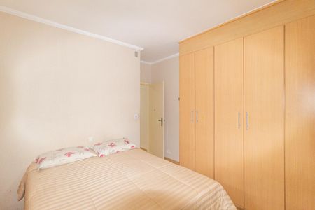 Casa à venda com 247m², 3 quartos e 2 vagasSuíte