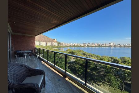 Apartamento para alugar com 220m², 3 quartos e 2 vagas Apartamento para alugar com 220m², 3 quartos e 2 vagasVaranda da Sala