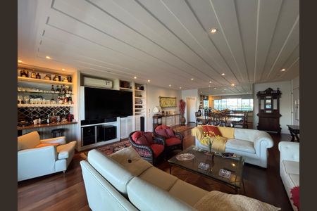 Apartamento para alugar com 220m², 3 quartos e 2 vagasSala