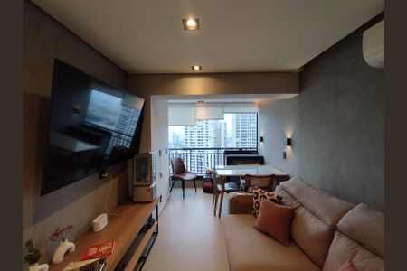 Sala de apartamento para alugar com 2 quartos, 55m² em Vila Nair, São Paulo