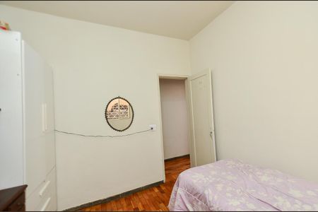 Apartamento à venda com 65m², 3 quartos e 1 vagaQuarto 2