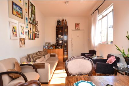 Apartamento à venda com 65m², 3 quartos e 1 vagaSala 