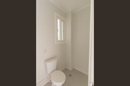 Casa para alugar com 600m², 6 quartos e 4 vagasBanheiro 1