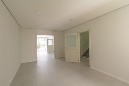 Casa para alugar com 600m², 6 quartos e 4 vagasQuarto 2