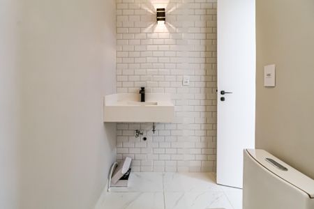 Apartamento à venda com 123m², 2 quartos e 2 vagasBanheiro da Suíte 2