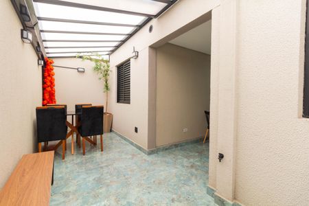 Apartamento para alugar com 45m², 1 quarto e sem vagaQuintal