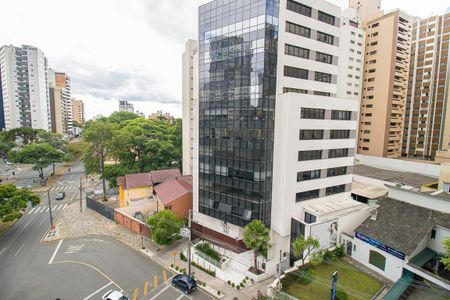 Vista do Quarto 1 de apartamento para alugar com 2 quartos, 130m² em Água Verde, Curitiba