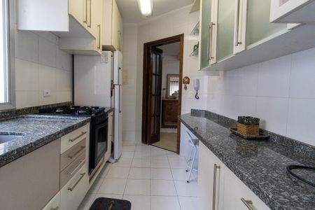 Apartamento para alugar com 130m², 2 quartos e 1 vagaCozinha - Armários