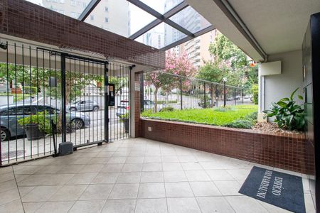 Apartamento para alugar com 130m², 2 quartos e 1 vagaEntrada