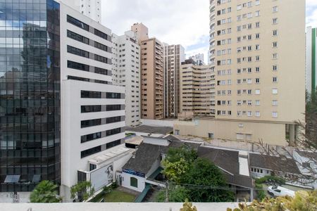 Apartamento para alugar com 130m², 2 quartos e 1 vagaVista da Sala