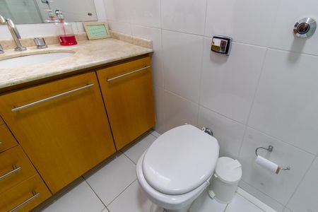 Apartamento para alugar com 130m², 2 quartos e 1 vagaBanheiro da Suíte