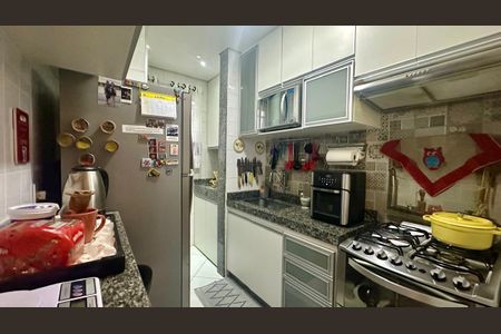 Apartamento à venda com 65m², 3 quartos e 1 vaga Apartamento à venda com 65m², 3 quartos e 1 vagaCozinha