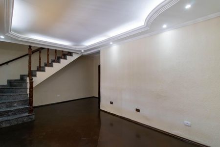 Casa à venda com 195m², 3 quartos e 3 vagasSala