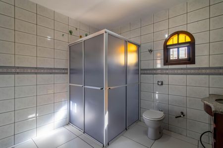 Casa à venda com 195m², 3 quartos e 3 vagasSuíte Banheiro