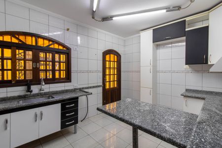 Casa à venda com 195m², 3 quartos e 3 vagasCozinha